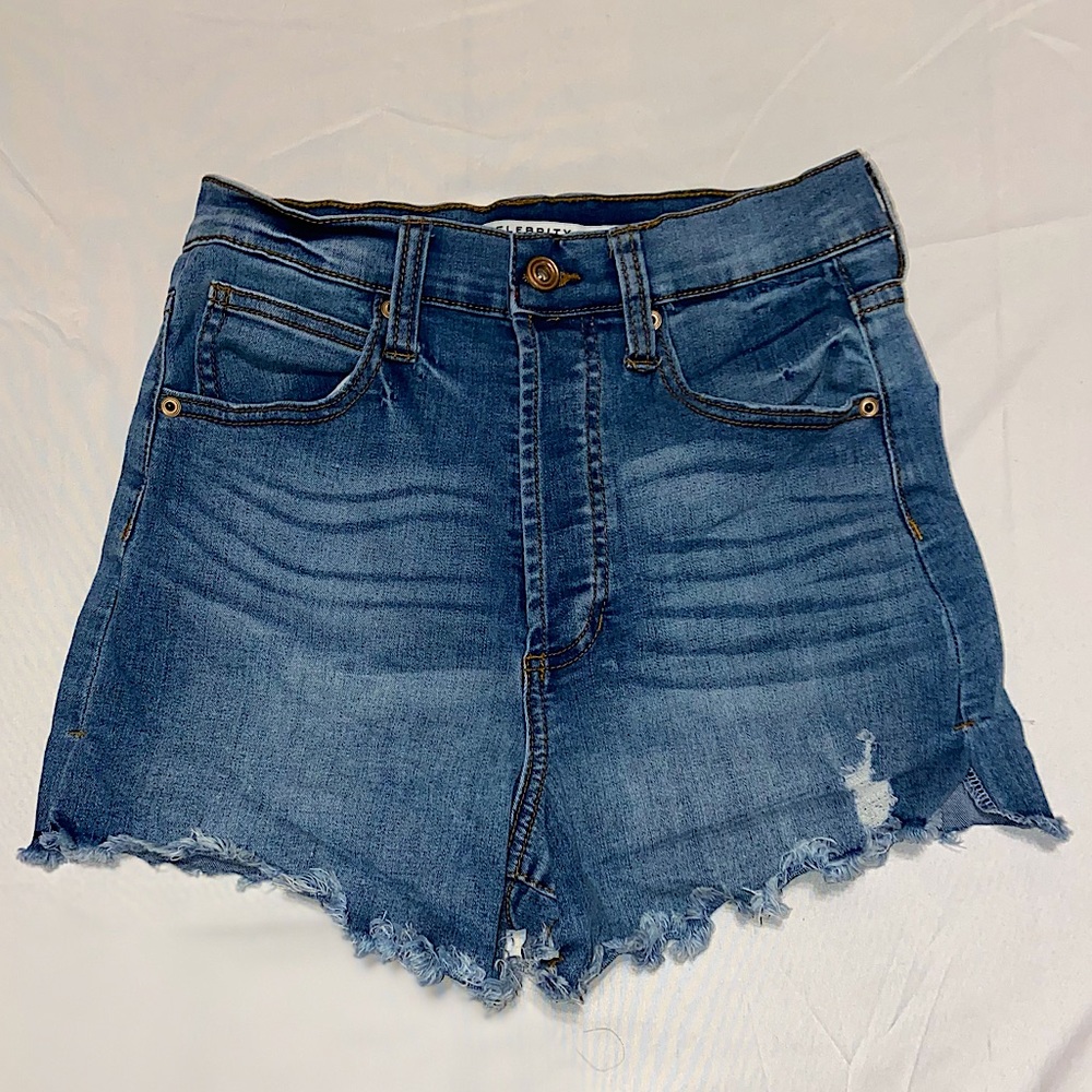 Celebrity Pink Size 5 Jean shorts